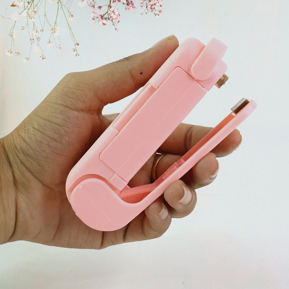 Mini Plastic Bag Sealer – Portable Heat Sealing Machine (Battery Operated / 1 Pc)
